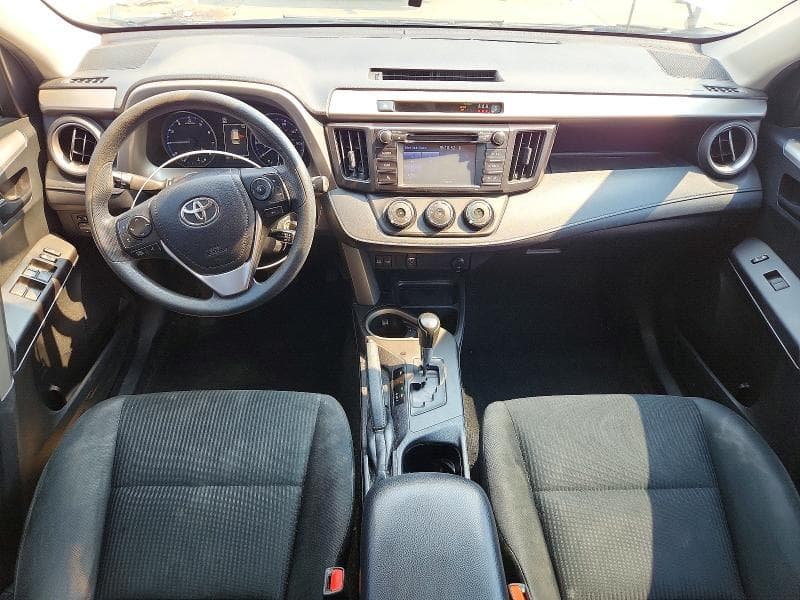 2018 TOYOTA RAV4 LE 8