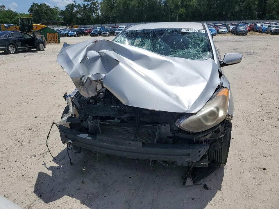 2017 HYUNDAI ELANTRA GT BASE 5