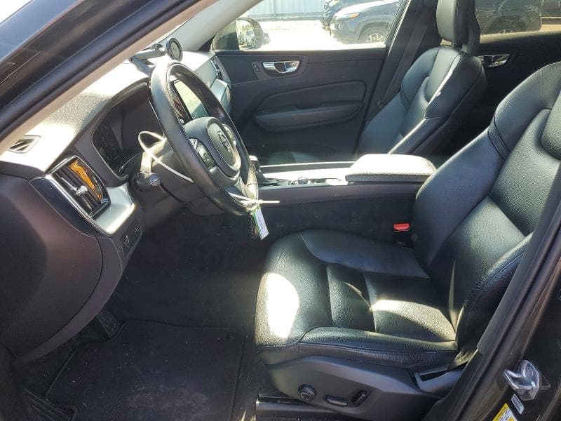 2018 VOLVO XC60 T6 7