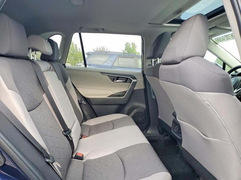 2025 TOYOTA RAV4 HYBRID XLE 11