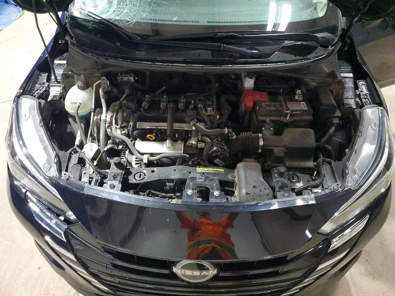 2025 NISSAN VERSA SV 11