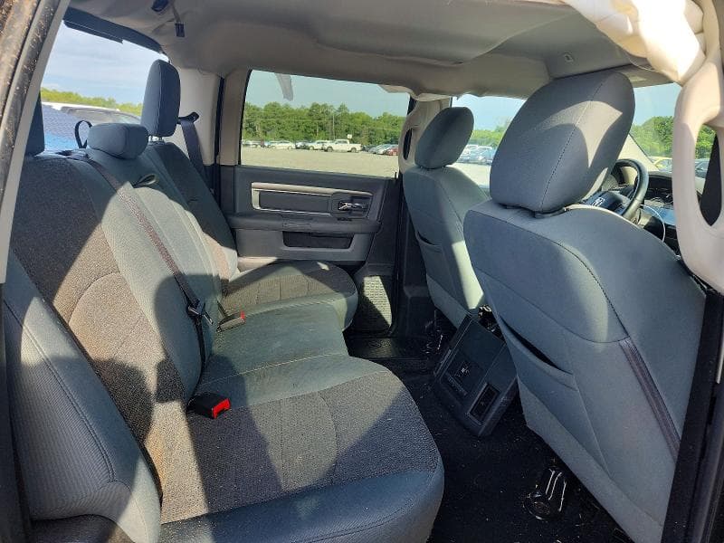2017 RAM 1500 SLT 10