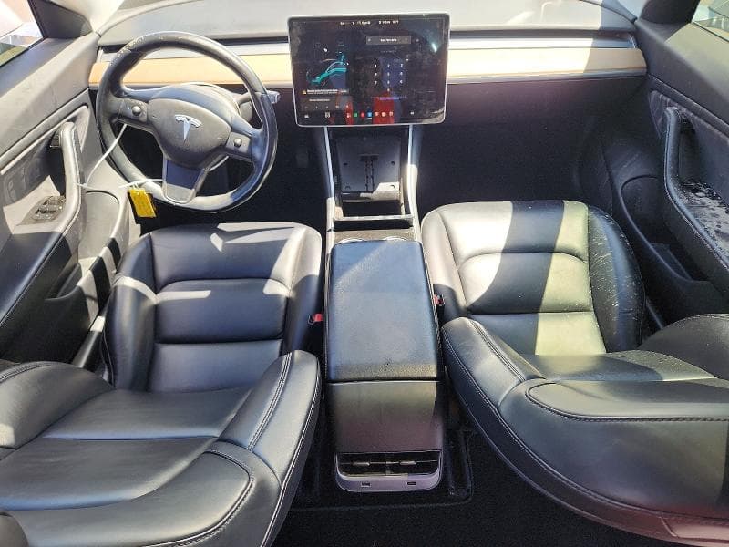 2018 TESLA MODEL 3 8