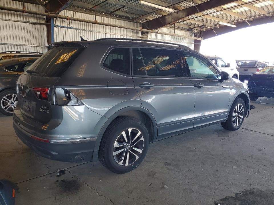 2022 VOLKSWAGEN TIGUAN S 3