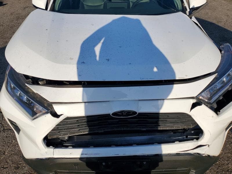 2020 TOYOTA RAV4 XLE PREMIUM 12