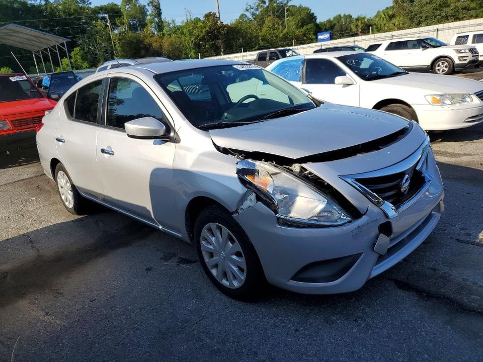 2018 NISSAN VERSA SV 4