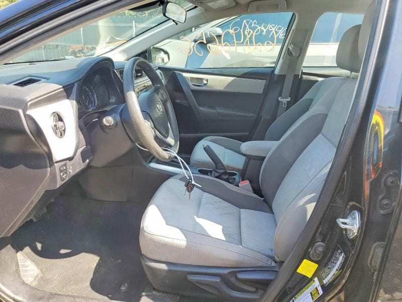 2018 TOYOTA COROLLA LE 7
