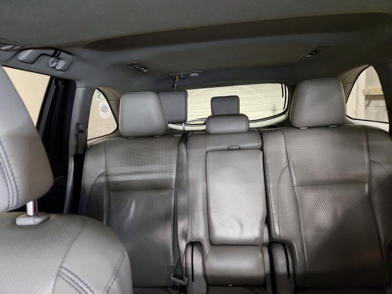 2017 TOYOTA HIGHLANDER LIMITED 10