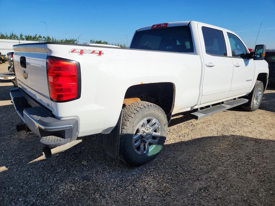 2017 CHEVROLET SILVERADO K3500 LT 3