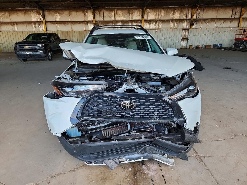 2024 TOYOTA COROLLA CROSS LE 5