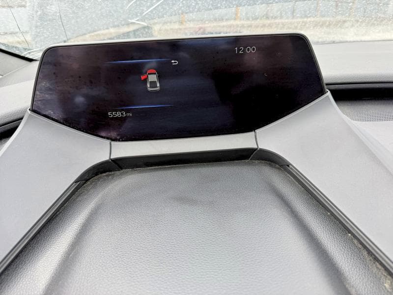 2026 TOYOTA PRIUS LE 8