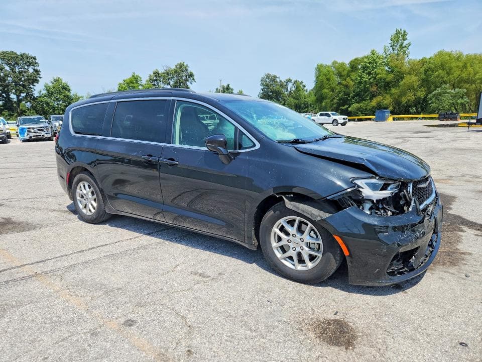 2022 CHRYSLER PACIFICA TOURING L 4