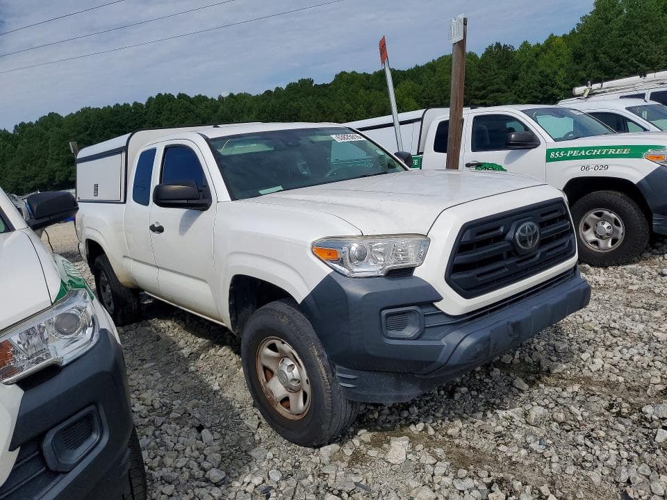 2018 TOYOTA TACOMA SR 4