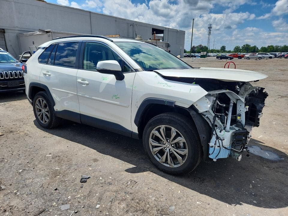 2022 TOYOTA RAV4 XLE PREMIUM 4