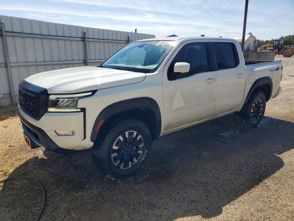 2024 NISSAN FRONTIER PRO-4X - 1