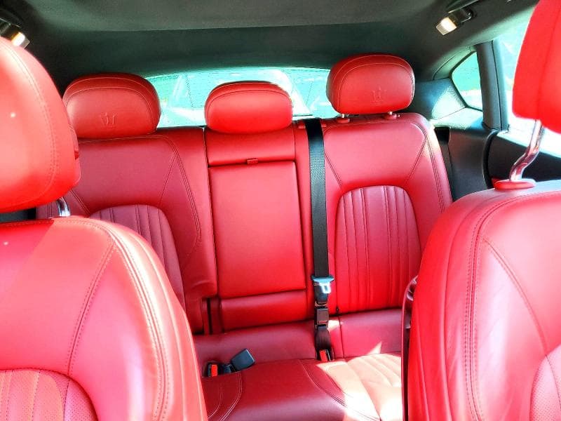 2018 MASERATI LEVANTE LUXURY 10