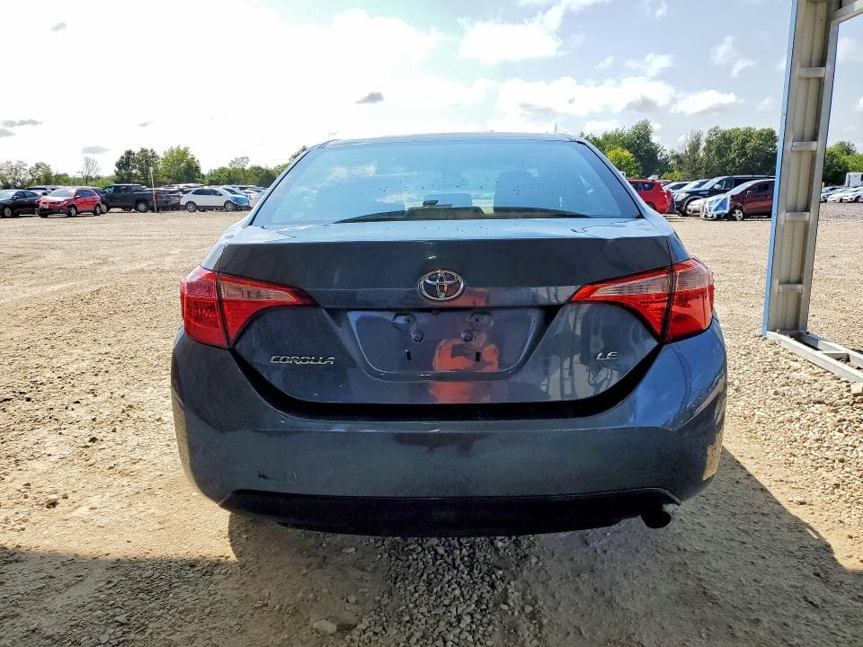 2018 TOYOTA COROLLA LE 6