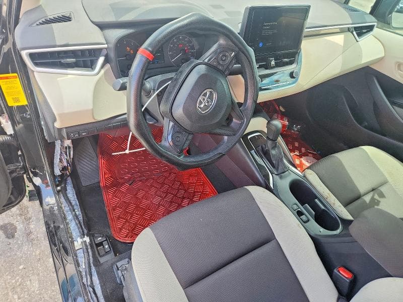 2025 TOYOTA COROLLA LE 8
