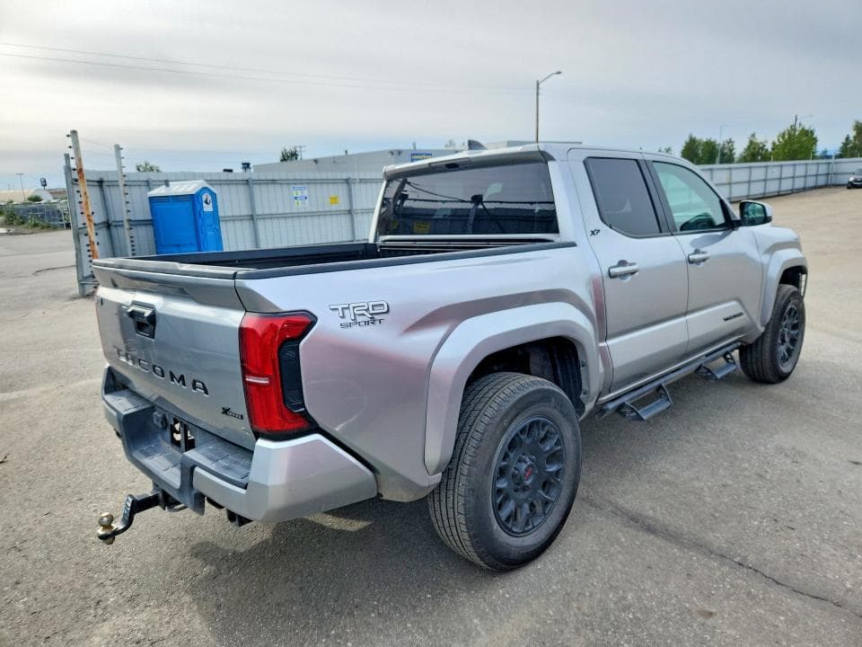 2024 TOYOTA TACOMA TRD SPORT 3