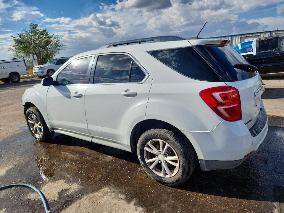 2017 CHEVROLET EQUINOX LT 2