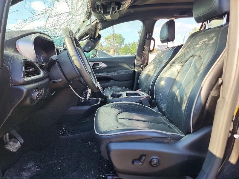 2018 CHRYSLER PACIFICA LIMITED 7