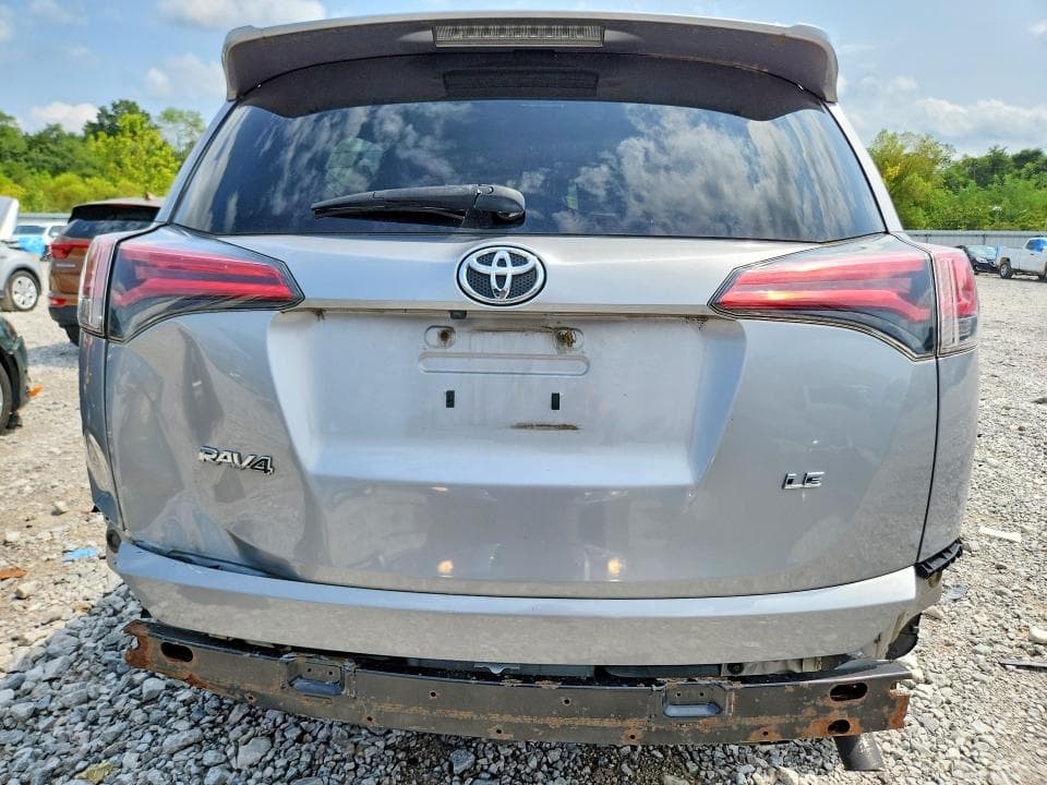 2018 TOYOTA RAV4 LE 6