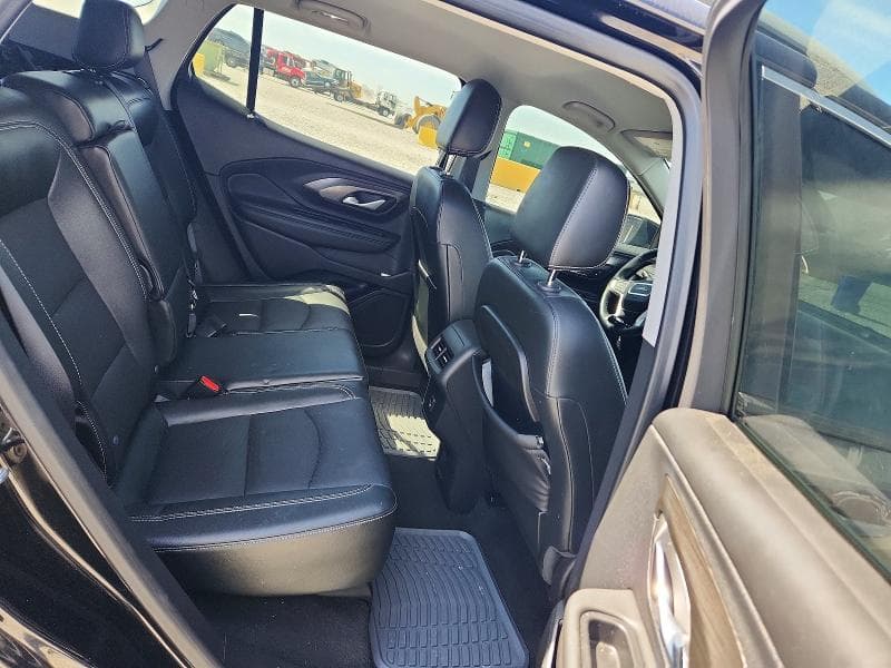 2023 GMC TERRAIN SLT 11