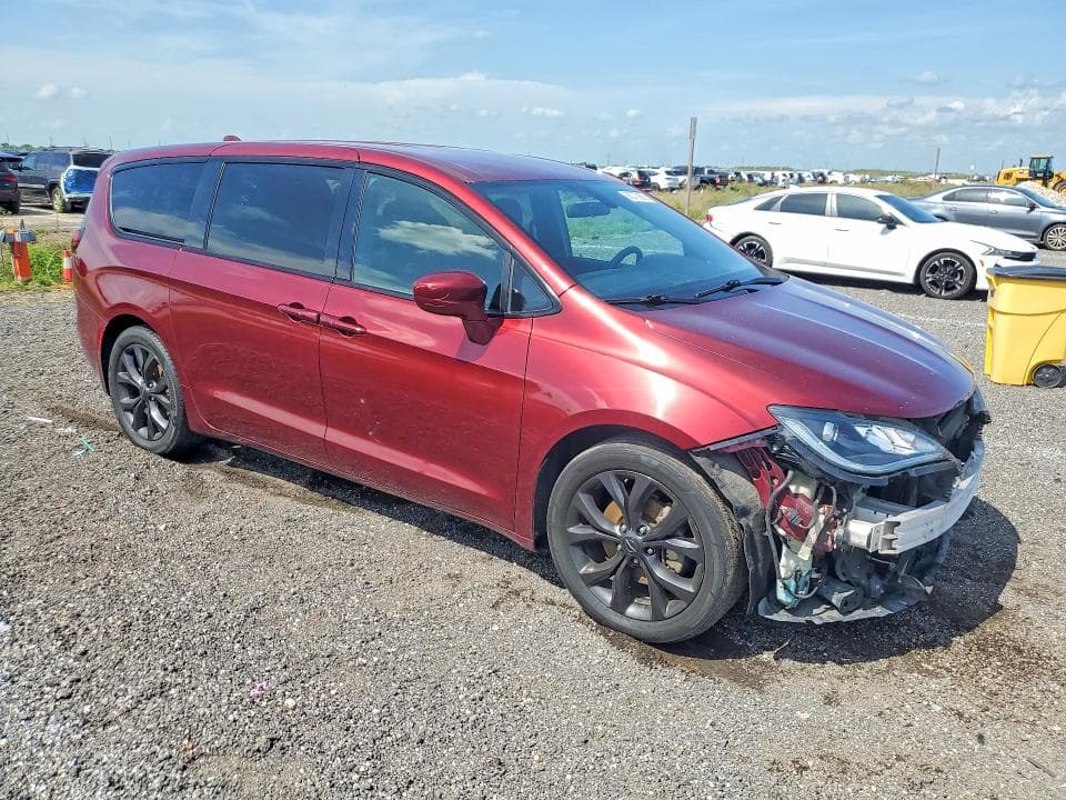 2018 CHRYSLER PACIFICA TOURING PLUS 4
