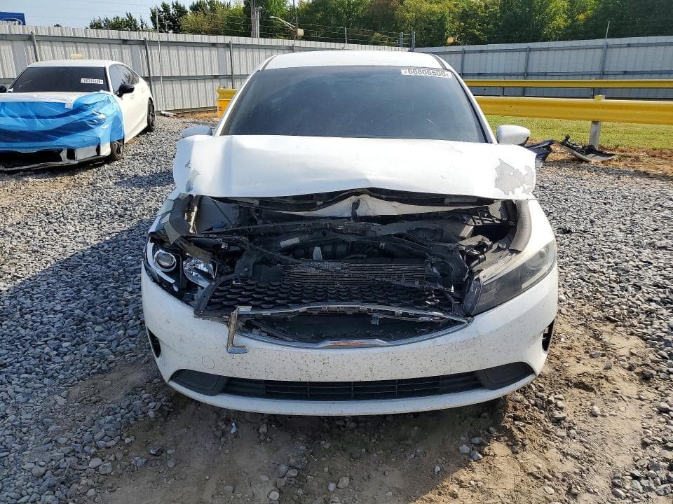 2017 KIA FORTE LX 5