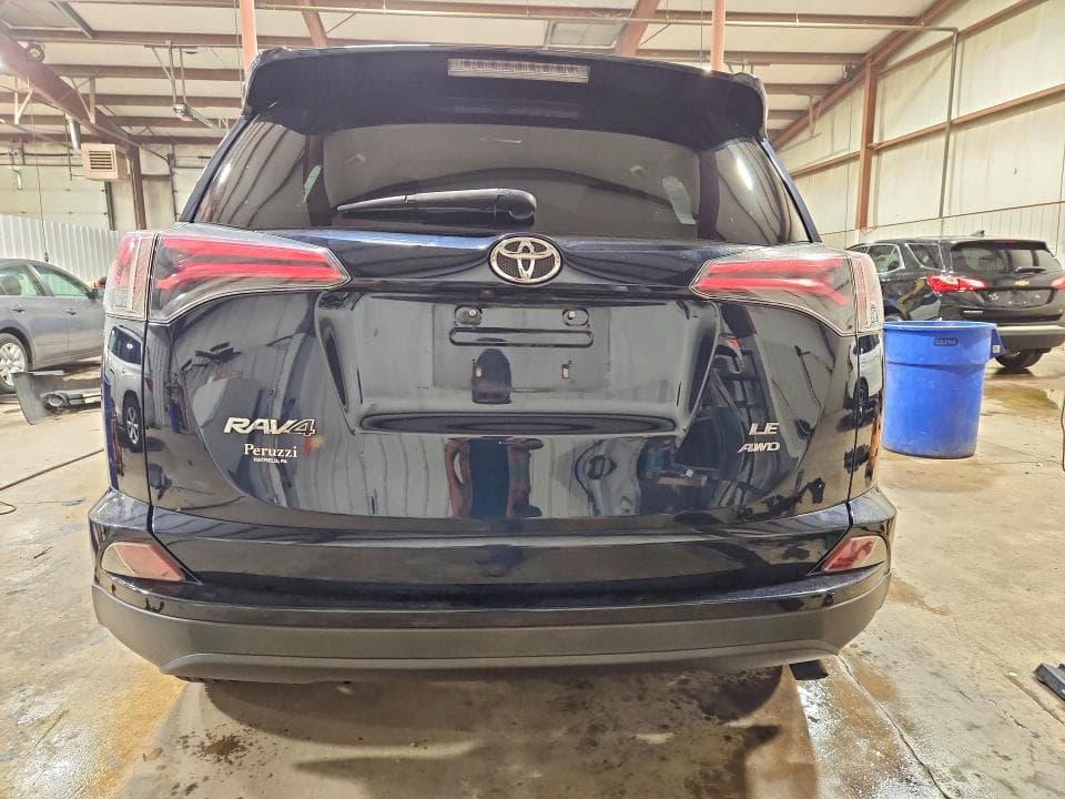 2018 TOYOTA RAV4 LE 6
