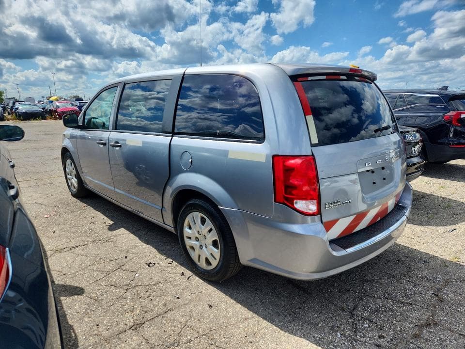 2019 DODGE GRAND CARAVAN SE 2