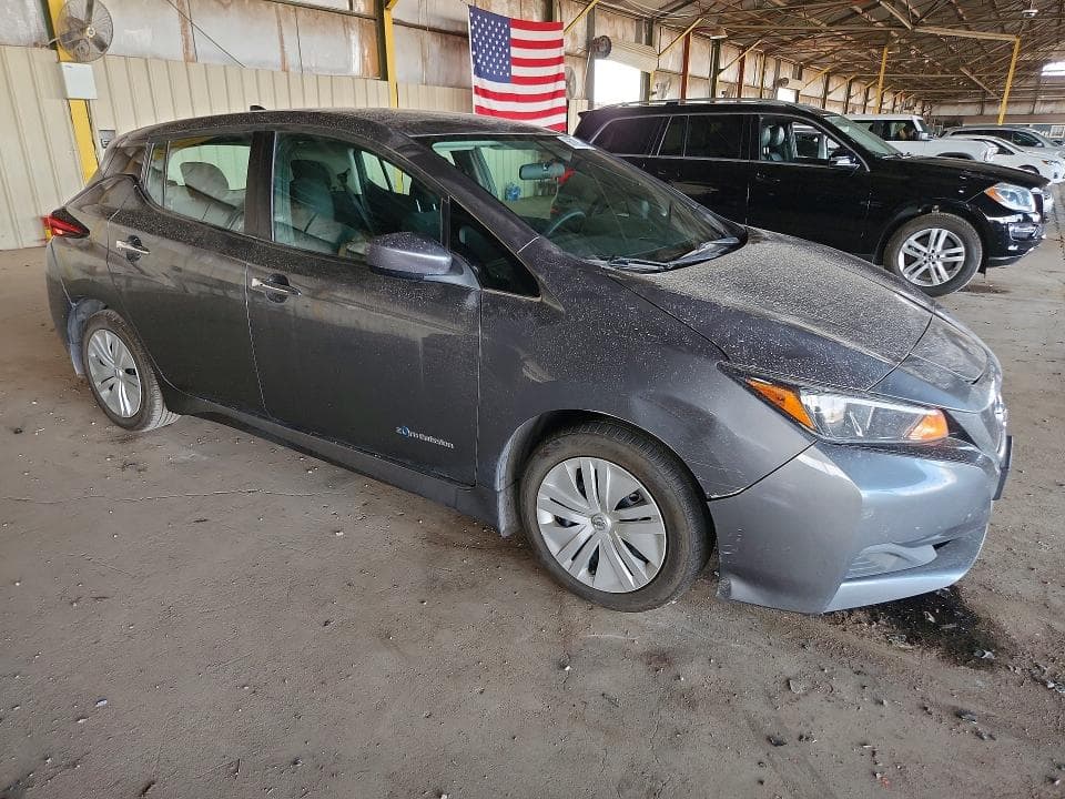 2019 NISSAN LEAF S 4
