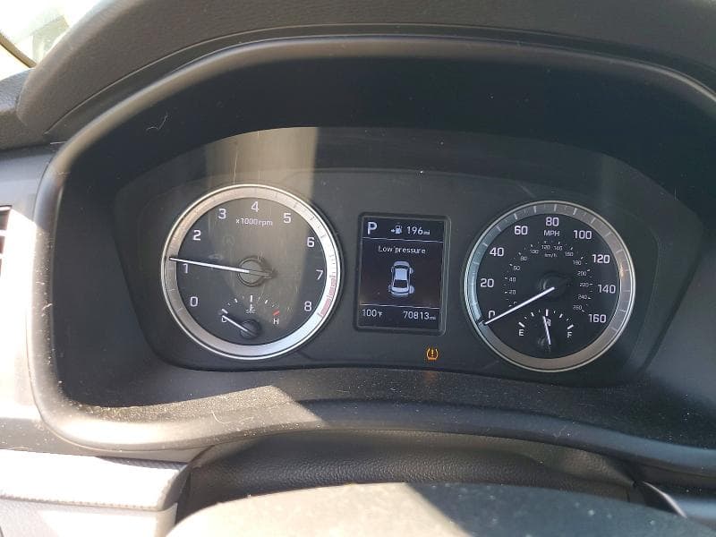 2019 HYUNDAI SONATA SE 9