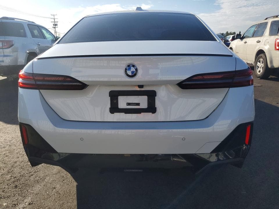 2024 BMW 530 I 6