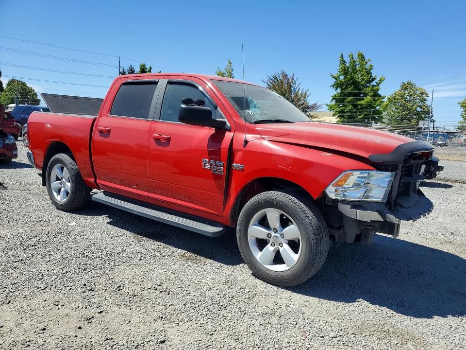 2019 RAM 1500 CLASSIC SLT 4