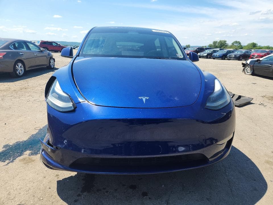 2023 TESLA MODEL Y 5