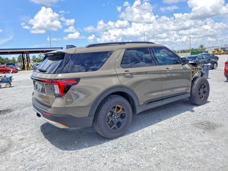 2026 FORD EXPLORER TREMOR 3