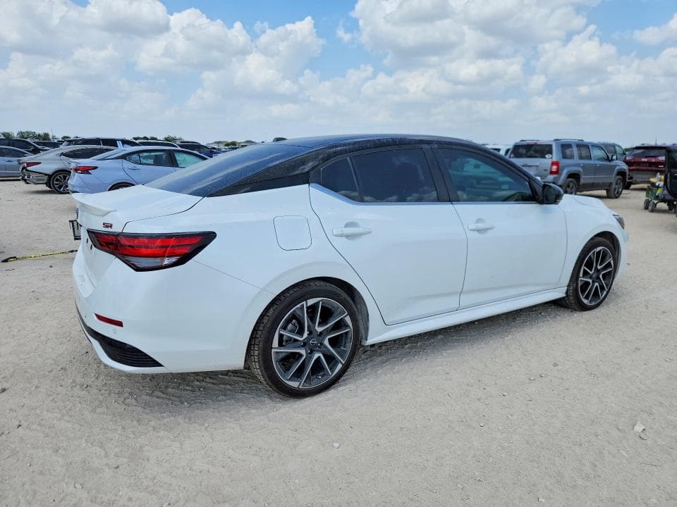 2024 NISSAN SENTRA SR 3