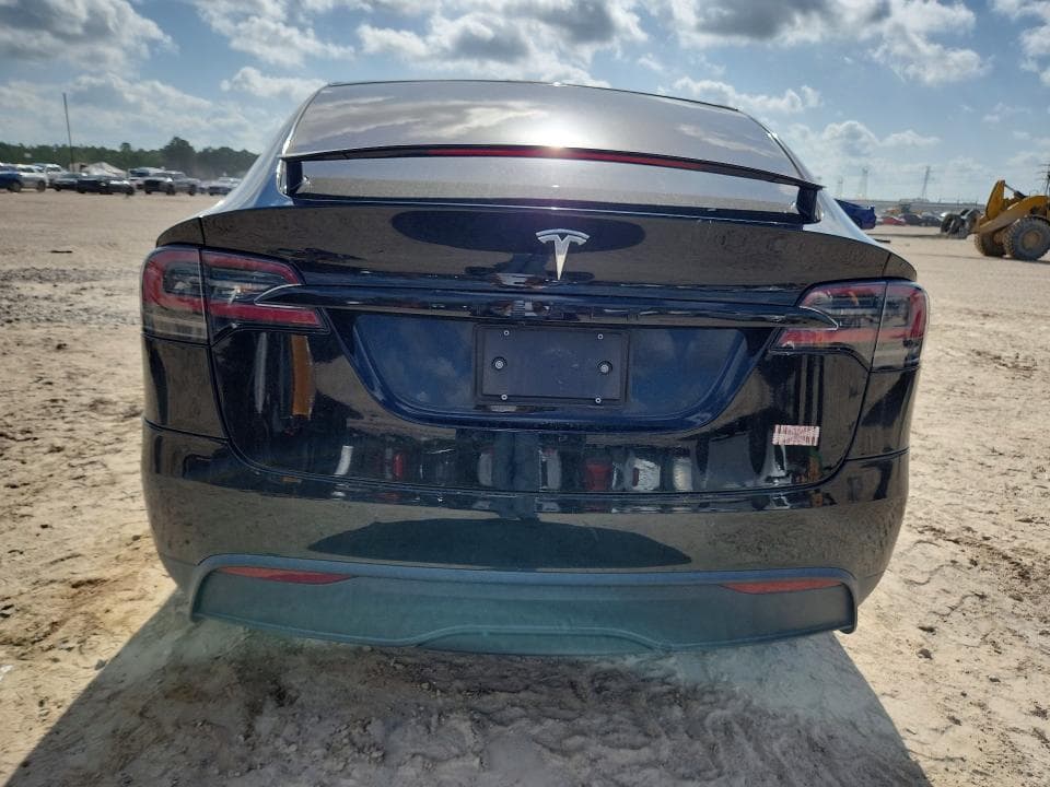 2022 TESLA MODEL X 6