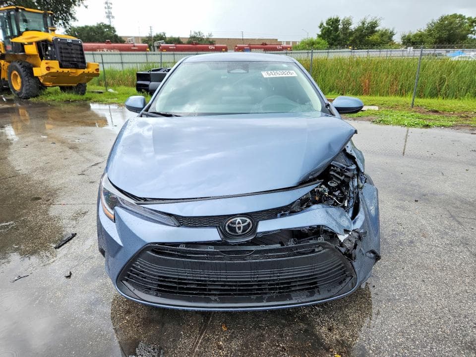 2025 TOYOTA COROLLA LE 5