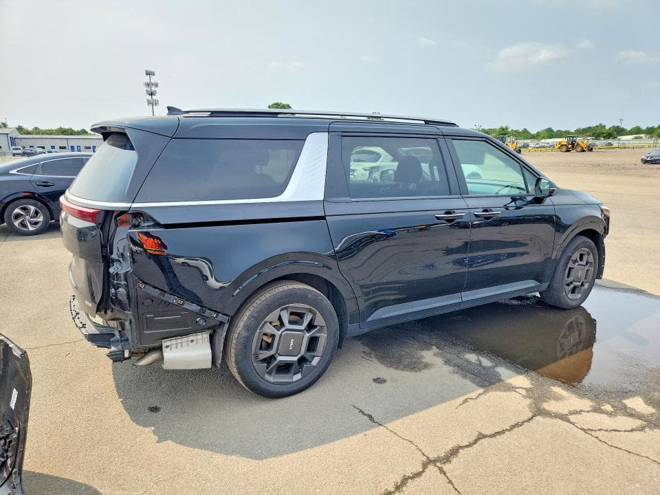 2025 KIA CARNIVAL EX 3