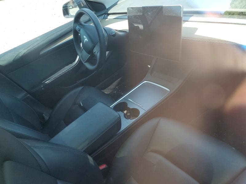 2021 TESLA MODEL 3 8