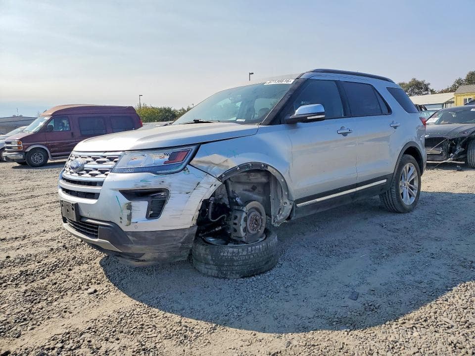 2019 FORD EXPLORER XLT - 1