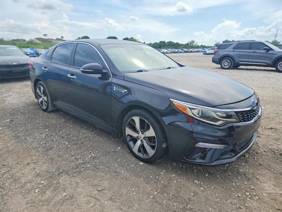 2020 KIA OPTIMA S 4