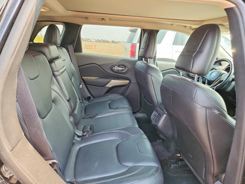 2017 JEEP CHEROKEE LIMITED 11