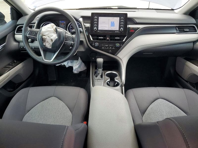 2022 TOYOTA CAMRY LE 8