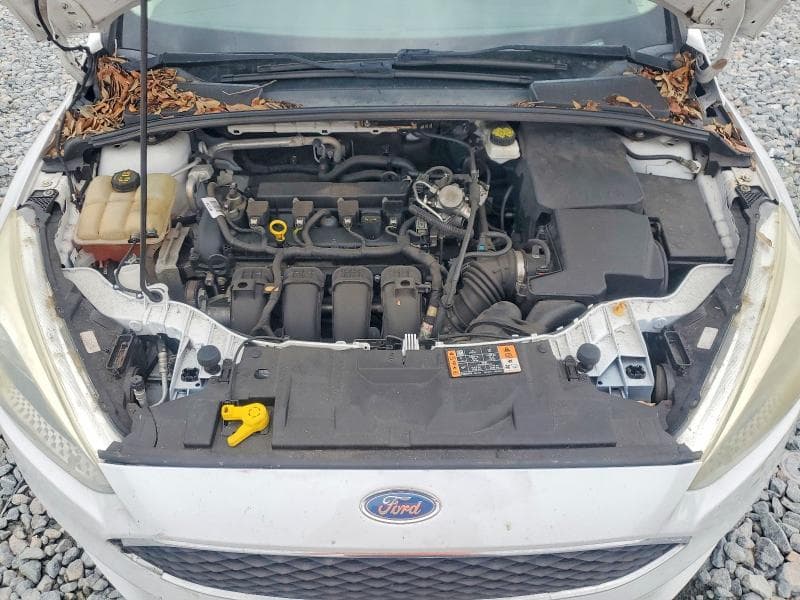 2017 FORD FOCUS SE 11