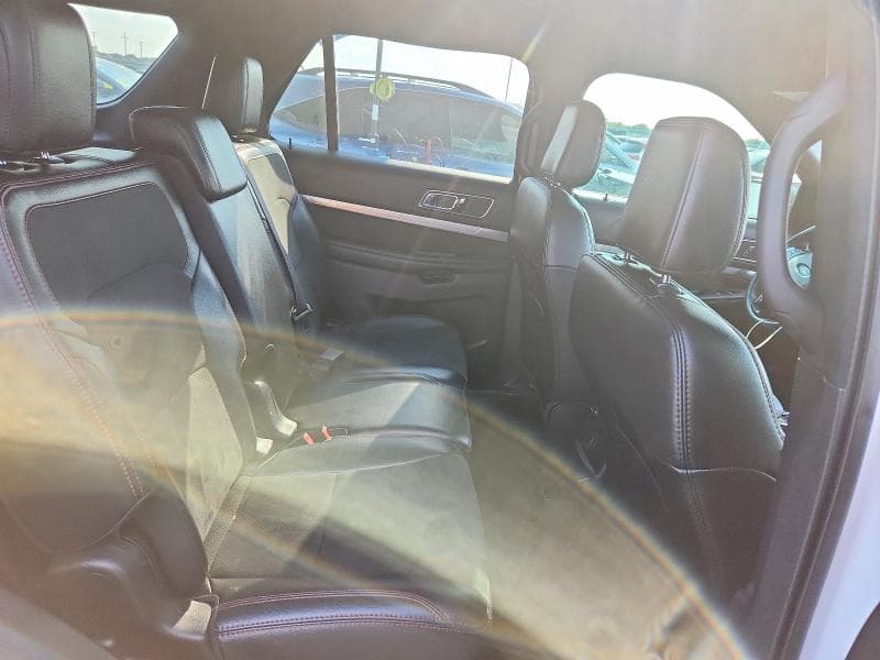 2019 FORD EXPLORER XLT 11