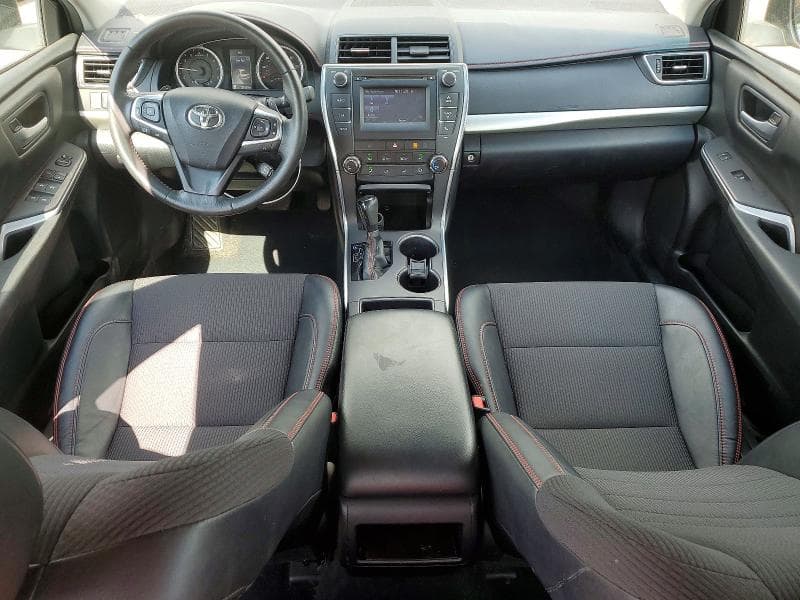 2017 TOYOTA CAMRY SE 8