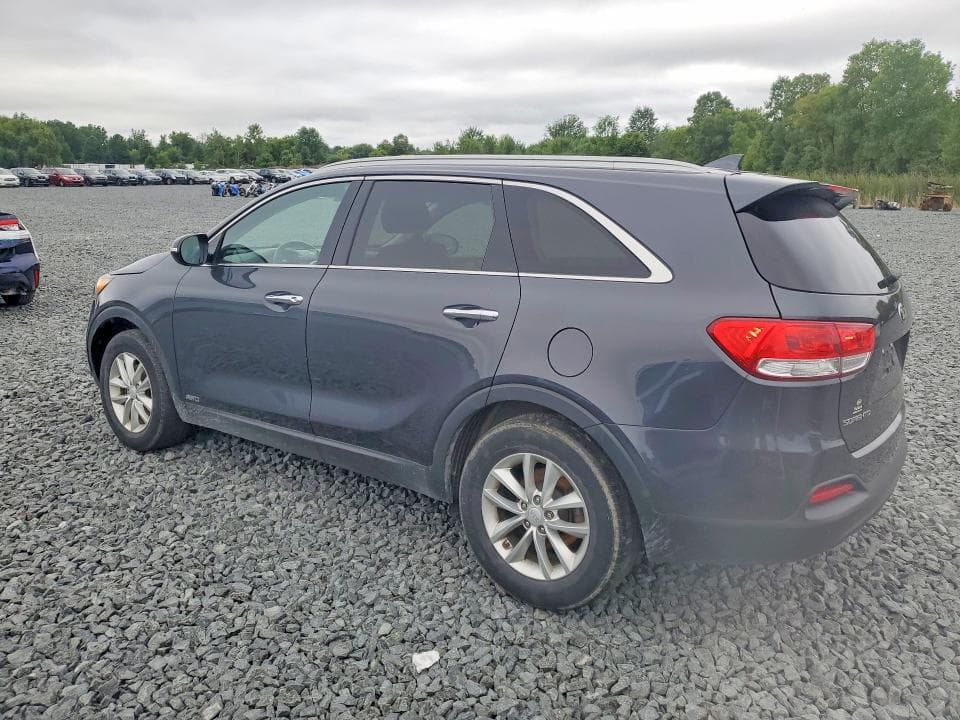 2018 KIA SORENTO LX 2